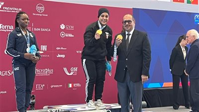 سارة سمير تحصد الميدالية الذهبية في رفع الأثقال    