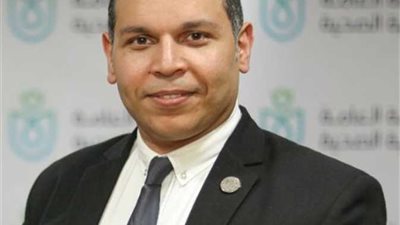 الدكتور محمد العقاد رئيس المجالس الطبية المتخصصة    