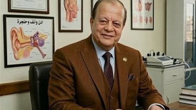 بعد ضربة وكسر قدمه.. نقابة بورسعيد تتحرك للدفاع عن الطبيب    