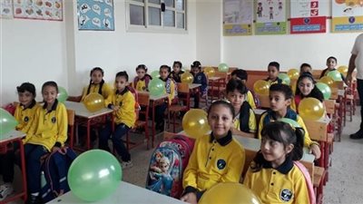 طلاب المدارس     