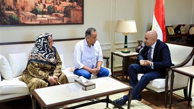 تكريم مدرسين القليوبية     