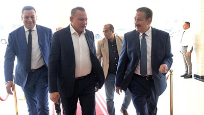 أبو ليمون وخالد صديق يتابعان مستجدات المشروعات التنموية ويبح    