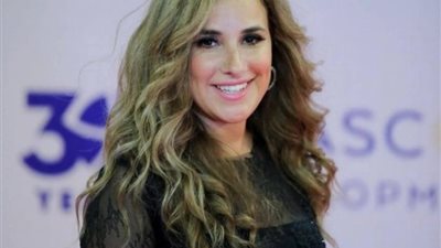 شيري عادل     