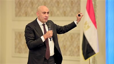 وزير التربية والتعليم محمد عبداللطيف    