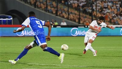 عبد الله السعيد سجل هاتريك    