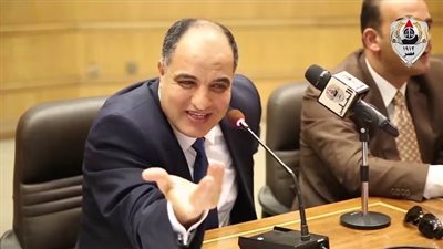 الدكتور المأمون جبر    