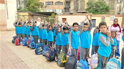 طلاب المدارس     