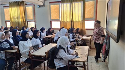 طلاب المدارس     