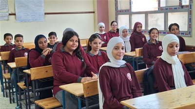 طلاب المدارس     