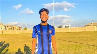 اللاعب مصطفى العطار     