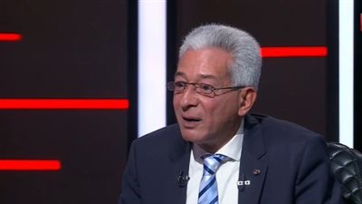 الدكتور علاء عز    