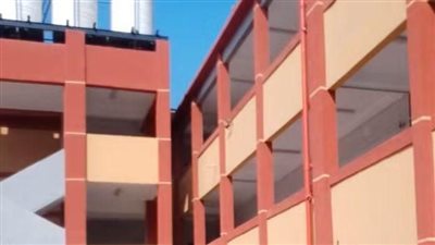 مدرسة ثانوي     