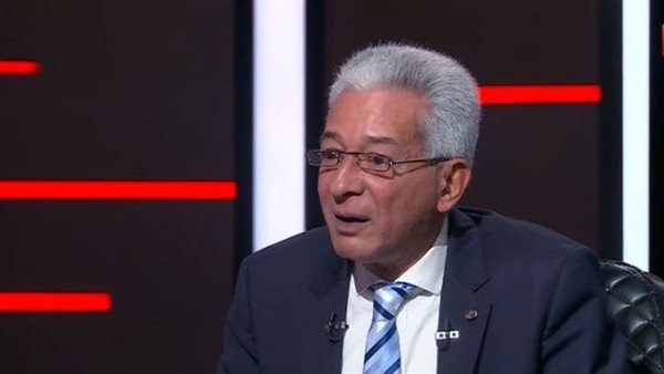 الدكتور علاء عز    
