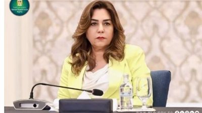 الدكتورة منال عوض    