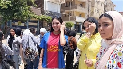 طلاب الشهادة الإعدادية     