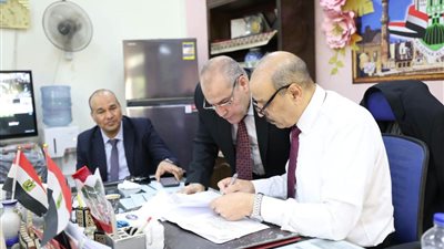 جانب من الحدث     