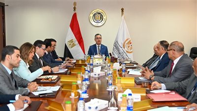 إجتماع وزير التموين     
